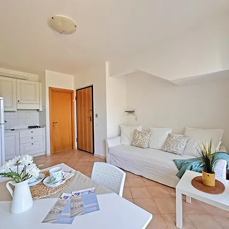 163- Bilocale A Marcelli, Con Aria Condizionata, Giardino E Inclusa Nel Prezzo Apartment *